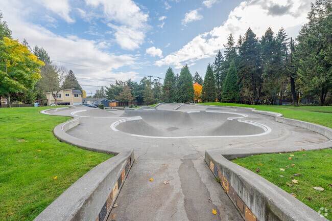 Go shred the Burien Skatepark in Linde Hill Park.