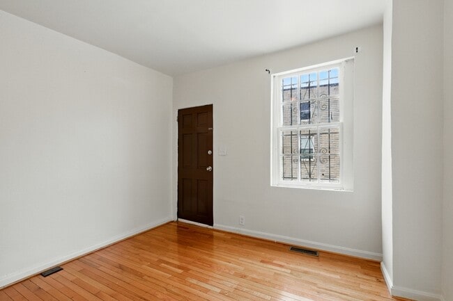 2657 Lehman St, Baltimore, MD 21223 - photo 3