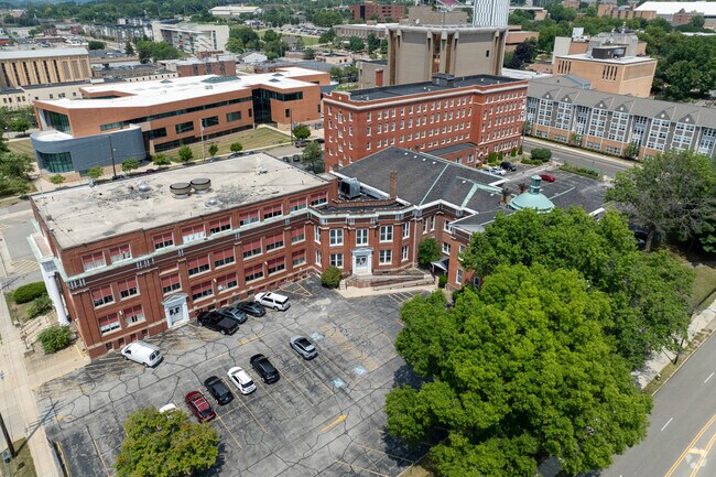 Youngstown Rayen Early College prepares students for future careers.