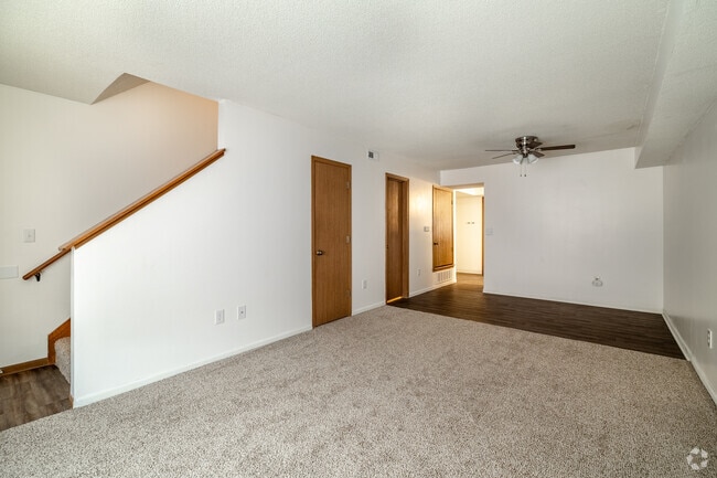 2BR, 1.5BA - 1,850SF - Living Room