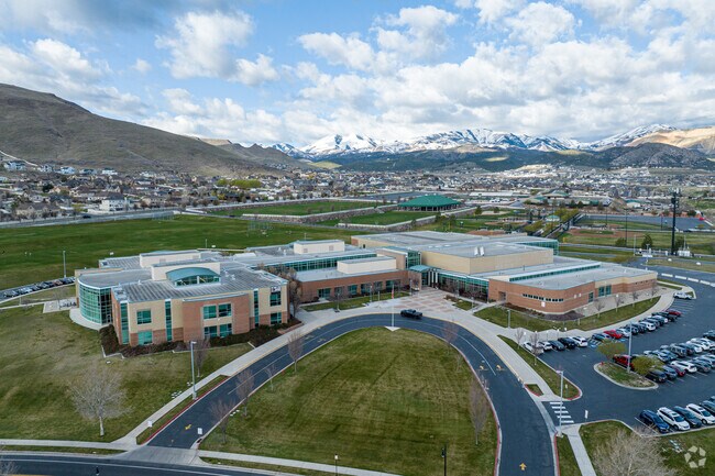 Herriman Middle School serves the Herriman neighborhood.