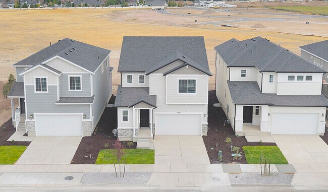12737 S Glacier Trail Ln, Herriman, UT 84096 - photo 4