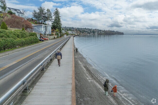 The boardwalk just North of Buenna is a great place to spend time getting to know the area.
