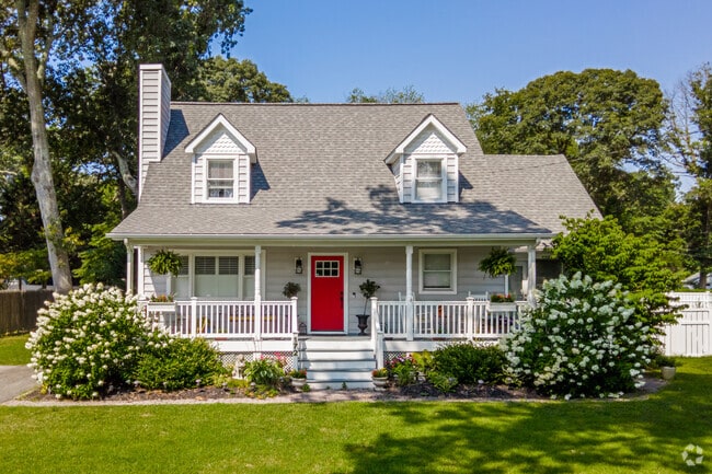 Charming Cape Cod style home located in the Pasadena neighborhood.