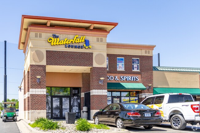 The Waterfall Lounge is a great place too cool down while on the course in Tiburon.