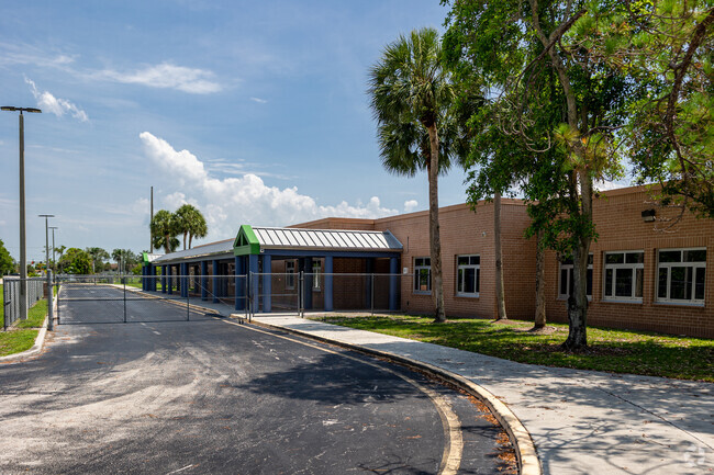 East Naples Middle School has a designated pick-up and drop off area.