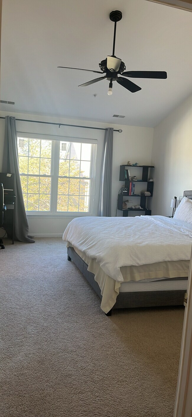 8208 Brooktree St, Laurel, MD 20724 - photo 3