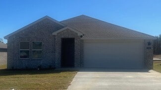 110 E Sunbelt Ct, Mayflower, AR 72106