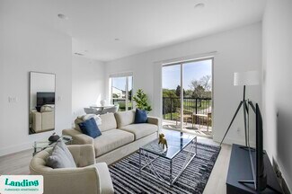 650 E Sycamore St Unit 3201.1408305, Denton, TX 76205