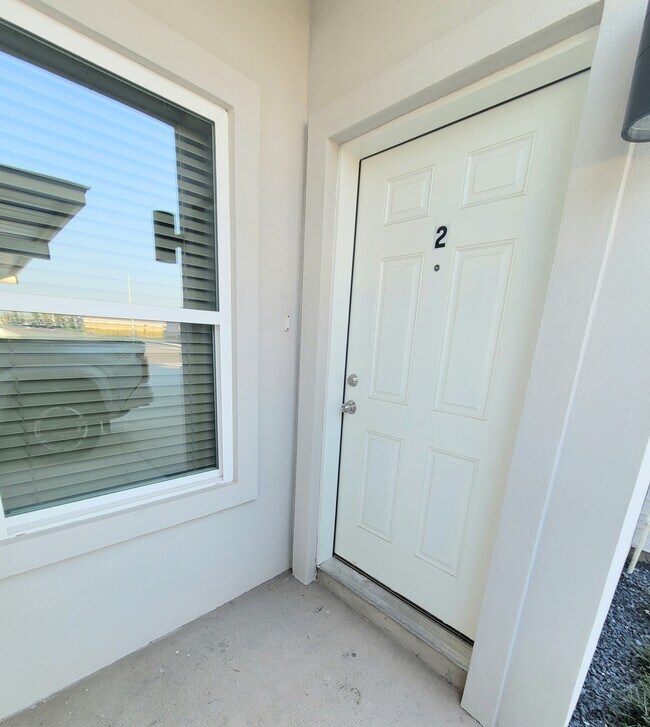4718 W Huckleberry St unit 3, Edinburg, TX 78541 - photo 4