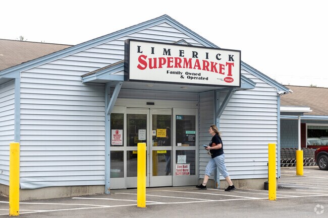 Limerick Supermarket serves Lake Arrowhead.