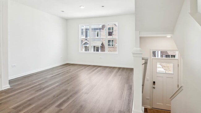 17337 Ulster Dr, Tinley Park, IL 60477 - photo 3