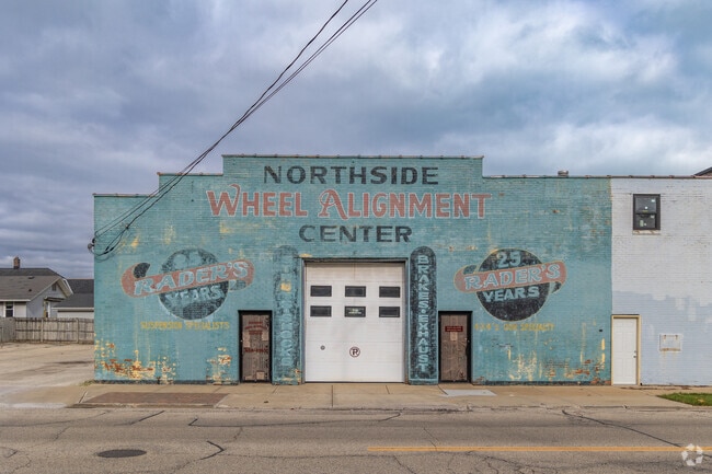 A stunning vintage paint job on a business located in the Washington neighborhood.