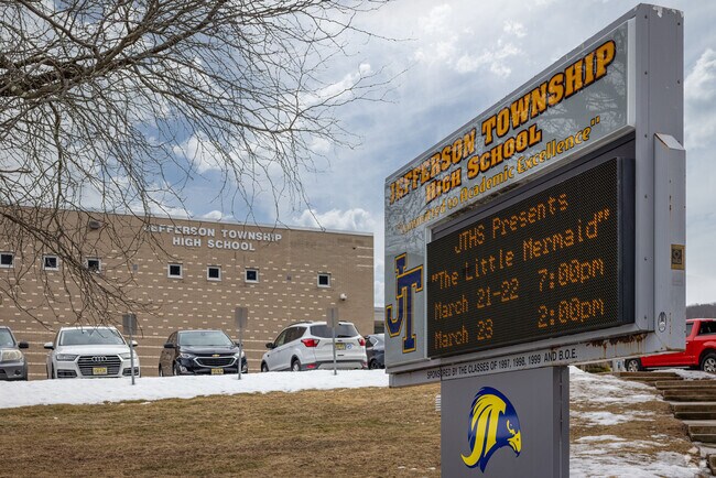 Jefferson Township High School in Jefferson, NJ serves students in grades 9-12 and has a student-teacher ratio of 9 to 1.