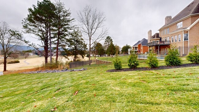 7878 Lexsaturno Ln, Ooltewah, TN 37363 - photo 2