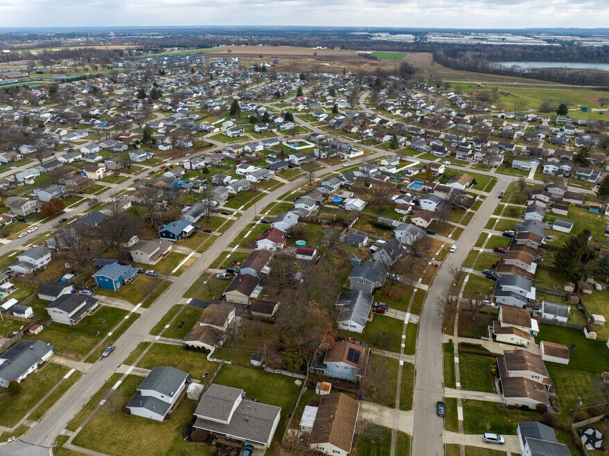 Neighborhood_Far South_V1_121823