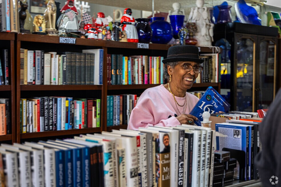 NH_NobleAndGregoryRidge_513307_P2_V2_GM_090424