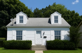 1055 Whittier Ave, Akron, OH 44320