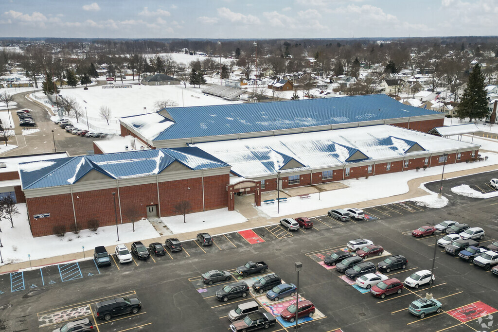Garrett High School - 7