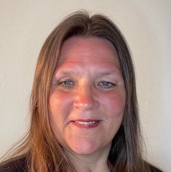 Tina Czewski