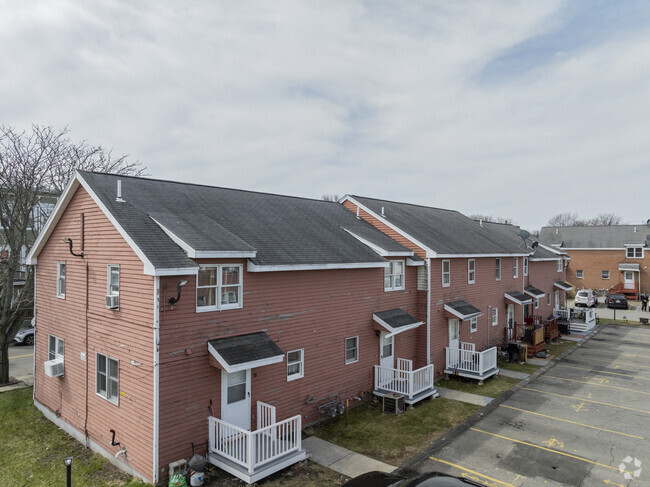 Condos near North Common offer low-maintenance living with walkable access to parks, shops, and city amenities.