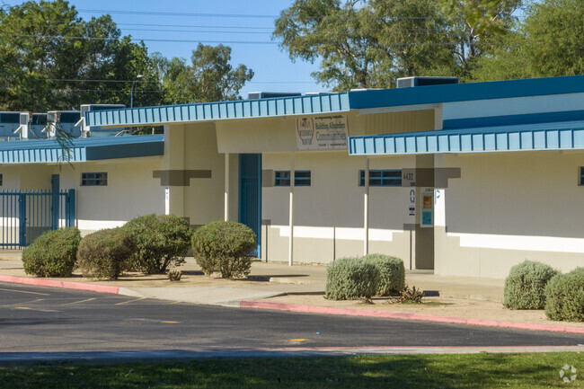 Glendale’s Barcelona Elementary School gets a rating of 2/10 from GreatSchools.com.