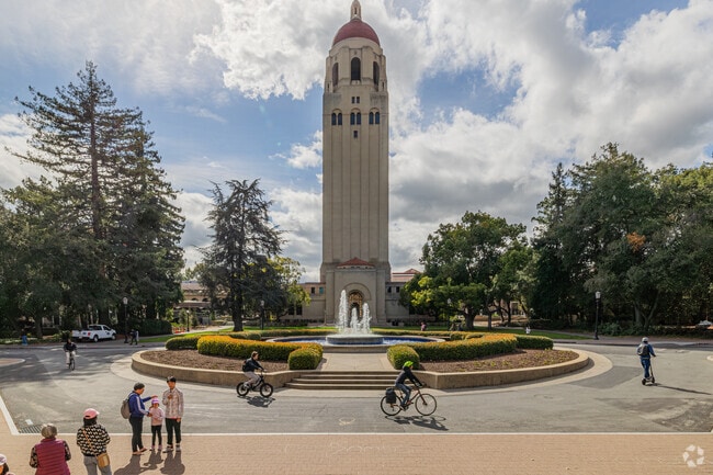 Stanford University's proximity enriches the Stanford Hills community.