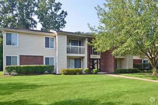 31100 Beachwalk Dr, Novi, MI 48377