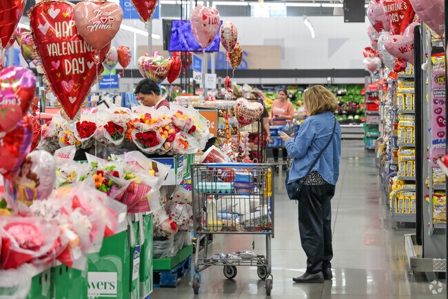 Walmart Neighborhood Market offers groceries and seasonal finds within Deerfield.