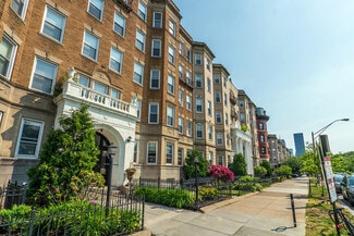 211 Park Dr, Boston, MA 02215
