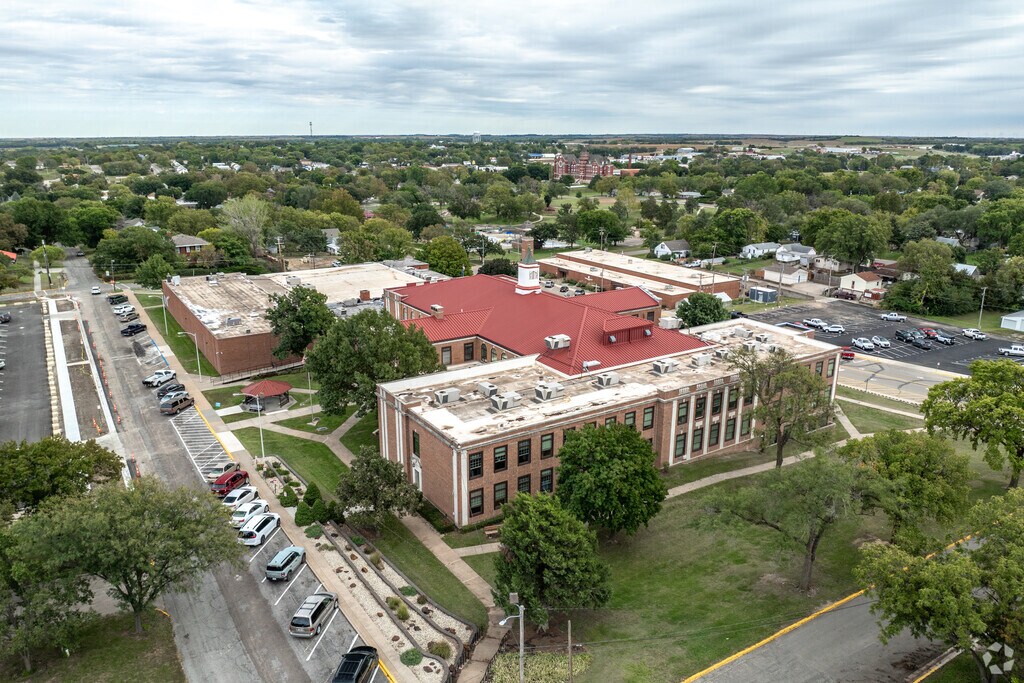 Concordia Junior/Senior High School is an excellent schooling option for students in the area.