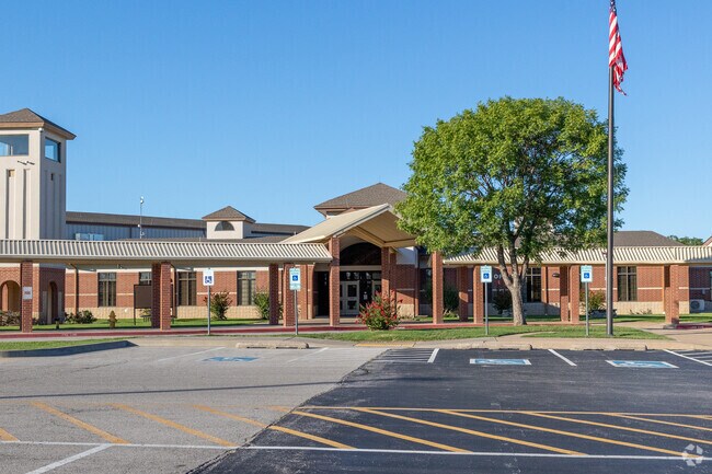 Nurturing young minds at Jenks West Elementary in the heart of Jenks.