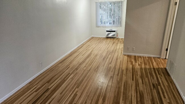 4221 Los Feliz Blvd unit 6, Los Angeles, CA 90027 - photo 2