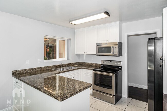 17081 W Bernardo Dr unit 101, San Diego, CA 92127 - photo 7