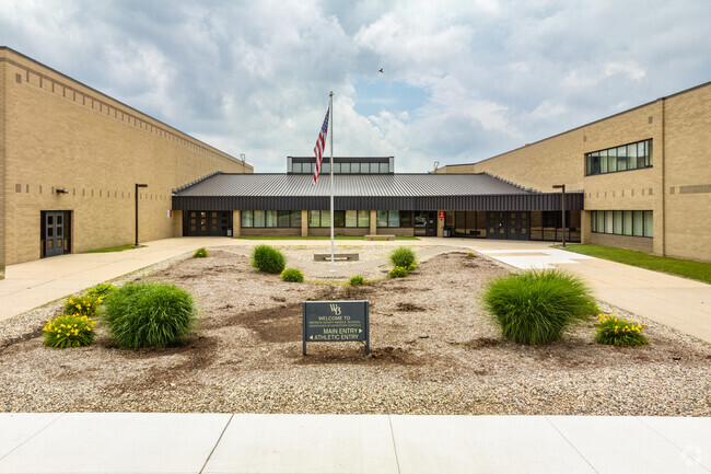 Patrick Henry Middle School's main entrance in the city of Trenton.