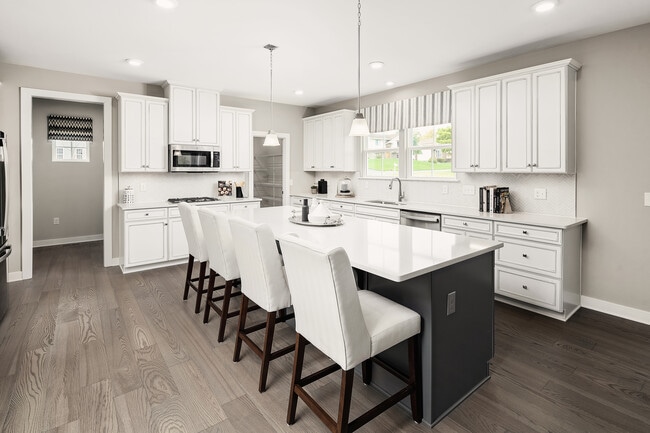 300 Pinewood Dr unit 38054409, Mars, PA 16046 - photo 6