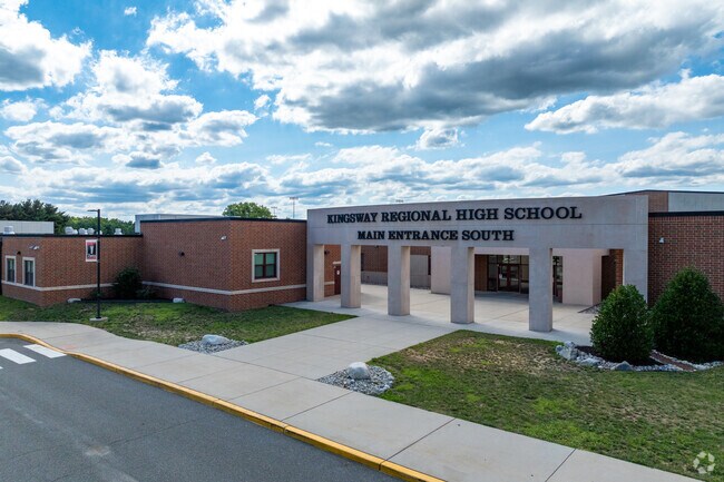 Kingsway Regional High School offers plenty of clubs and activities for students to get inolved.