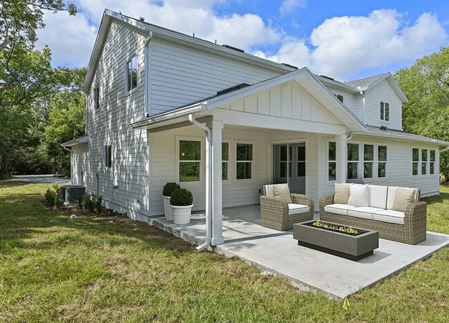 Ravenstone Florida 34 copy.png