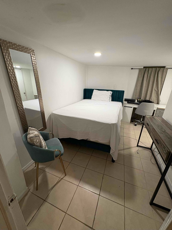 779 Lake St, Newark, NJ 07104