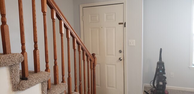 613 S East Railroad St unit Lyn-Mor Place, Wallace, NC 28466 - photo 6