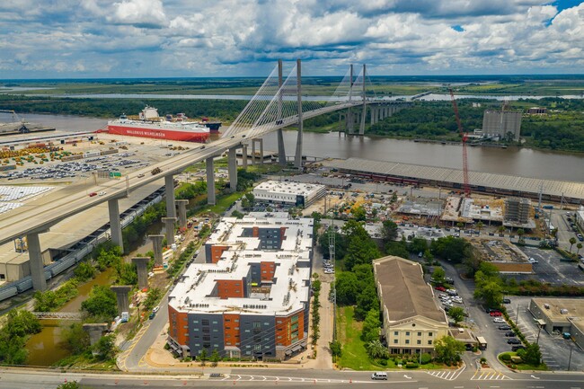 The Hue, Savannah, GA 31401 - photo 2