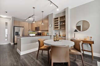 7471 S Clinton St, Centennial, CO 80112