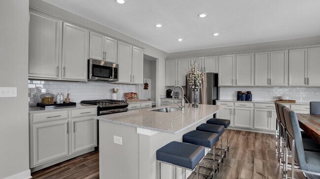 8718 Georgina St, Fortville, IN 46040 - photo 3