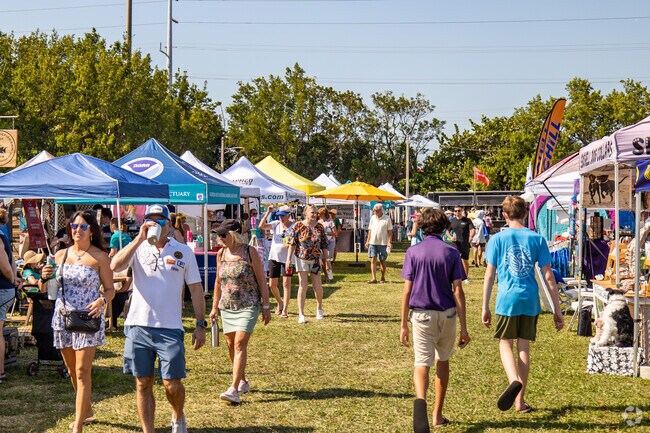 Marathon Seafood Festival offers visitors over 200 local vendors from all over Florida.
