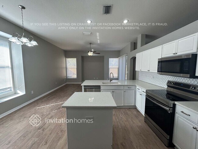 1818 Citrus Orchard Way, Valrico, FL 33594 - photo 7