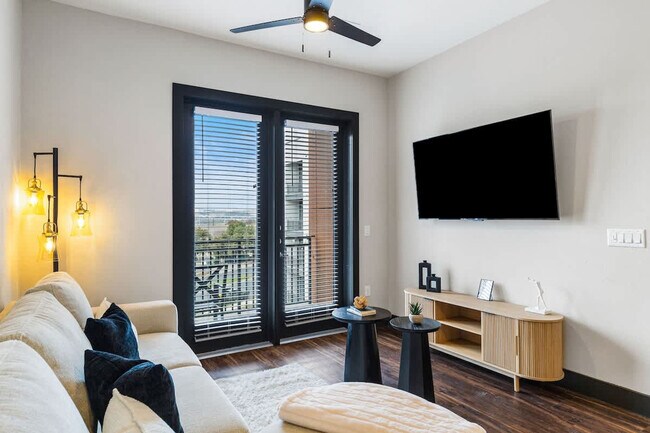 9127 Research Blvd unit ID1365733P, Austin, TX 78758 - photo 4