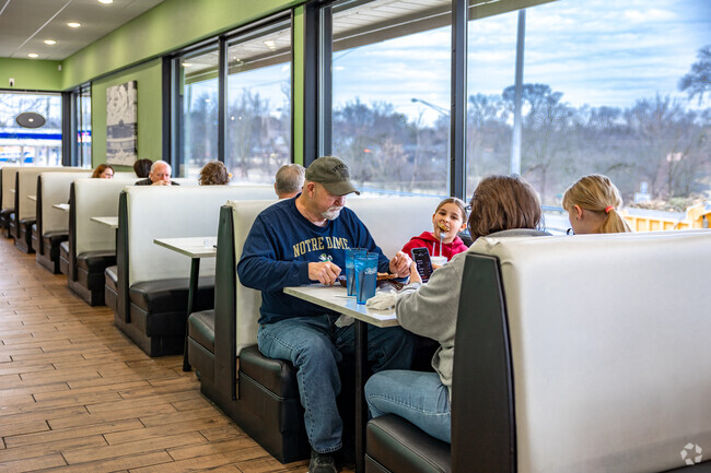 Grab some breakfast in Blue Ridge at Lincoln Square Pancake House.