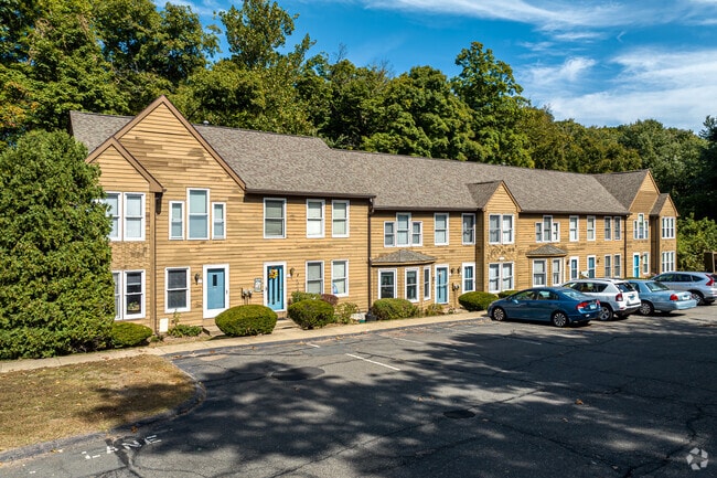 While most homes in Waddell are freestanding there are some townhouse condo complexes.