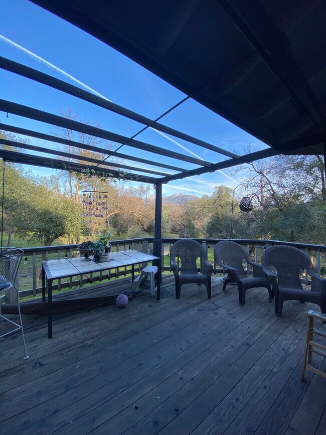 6115 Placer Rd unit C, Igo, CA 96047 - photo 5