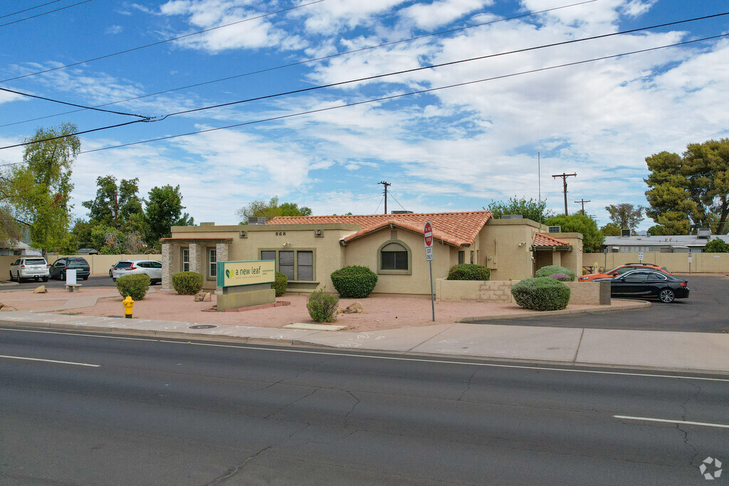 A New Leaf, formerly Eaton Elementary, is located along University Drive in Mesa.
